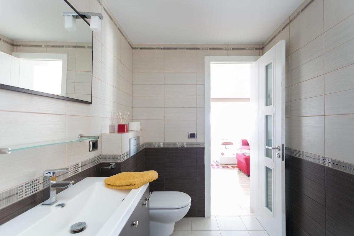Nice And Comfortable Vacational Apartment With Sea View Лос Реалехос Екстериор снимка